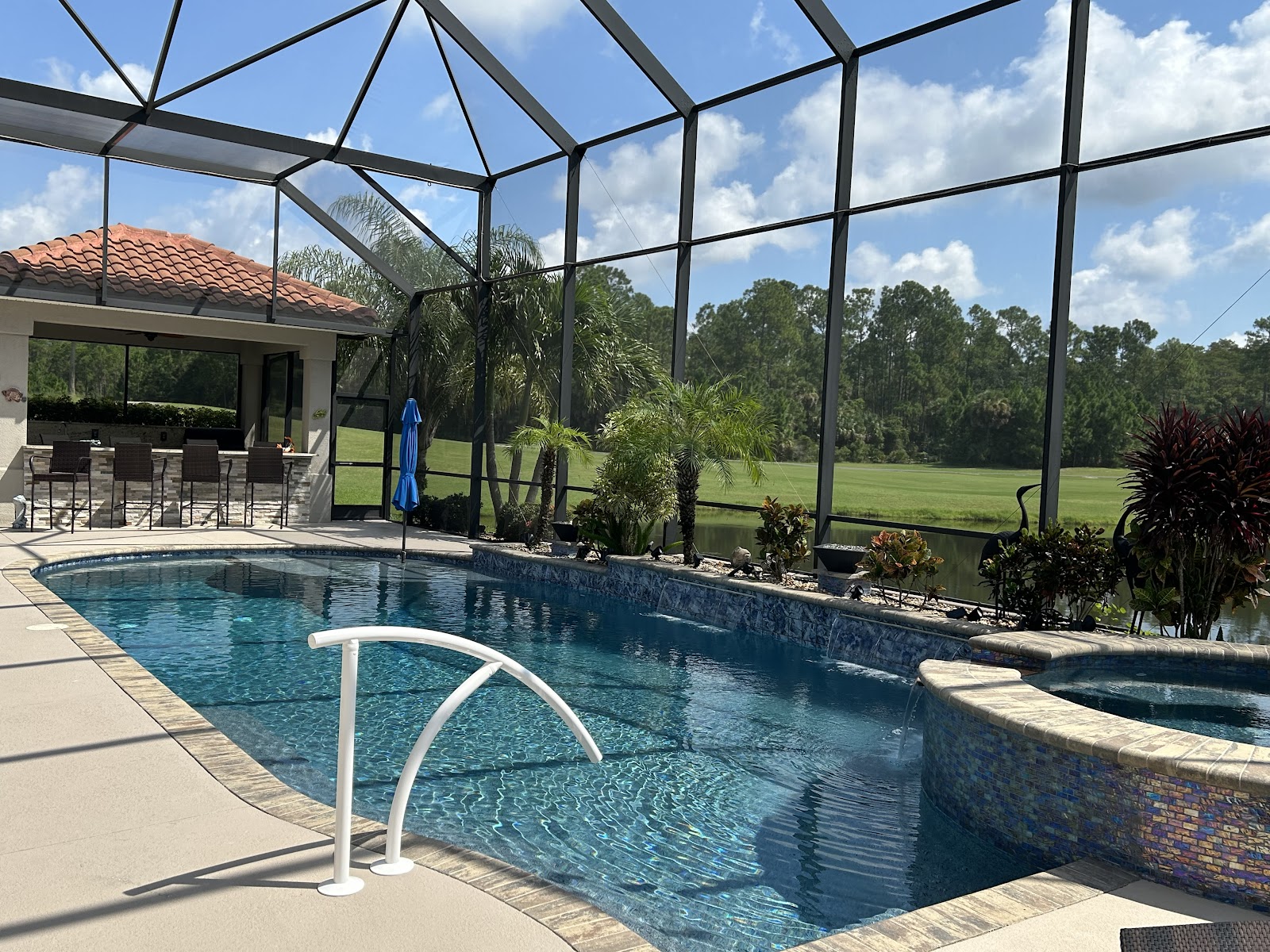 Exquisite Pool & Spa swimming pool installation