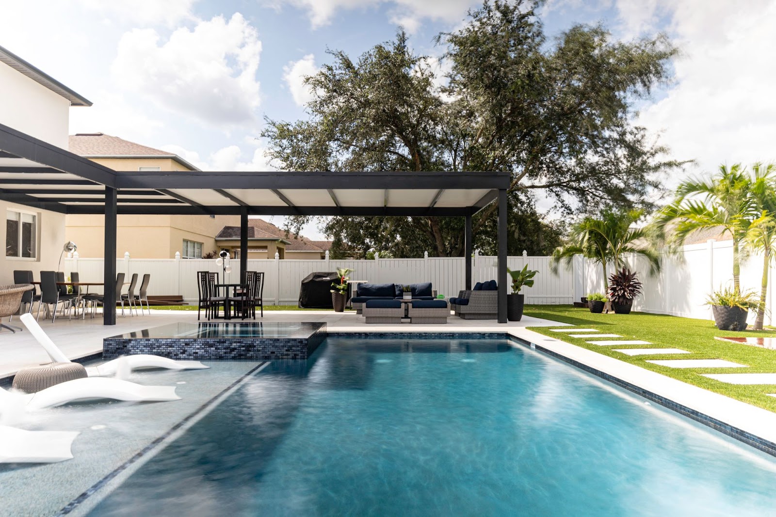 Deeply Pools custom inground pool build