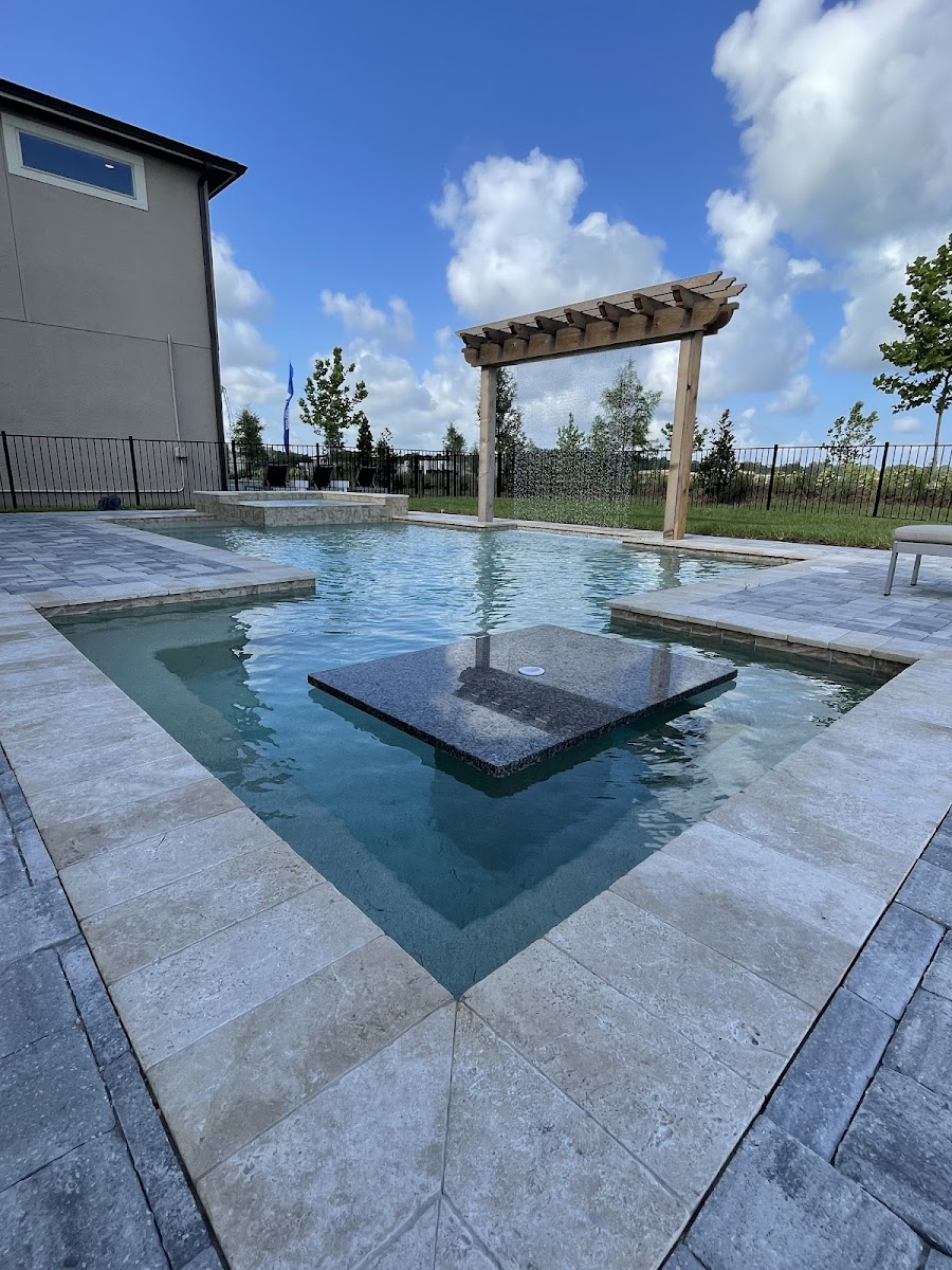 Dixie Pools And Spas, Inc swimming pool installation
