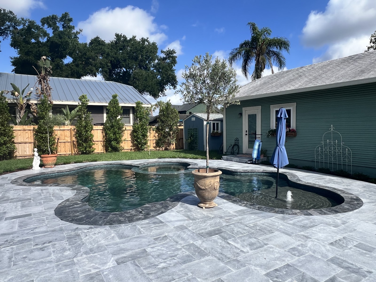 Larsen's Pool & Spa, LLC pool project — customer photo